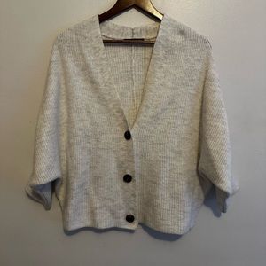 Ribbed Cropped Cardigan